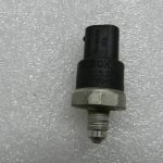 Mercedes VW VW BMW Audi Ford Opel Saab Spiediena sensors 0265005303