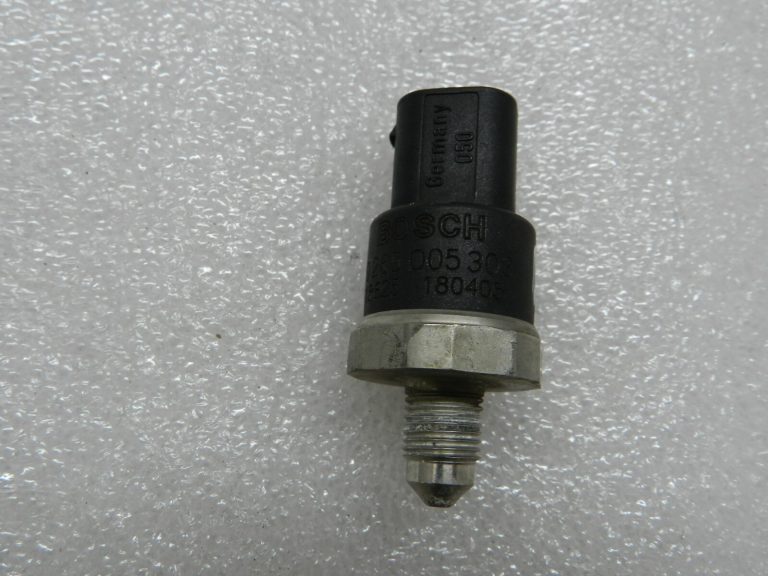 Mercedes VW VW BMW Audi Ford Opel Saab Spiediena sensors 0265005303