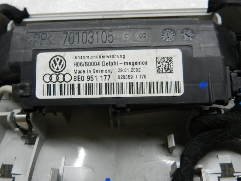 Audi A4 B6 B7 B7 Avant salona gaiši pelēks 8e0951177