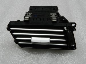 Mercedes Benz E200 W212 Gaisa ventilācijas atveres priekšējais kreisais a2128300154