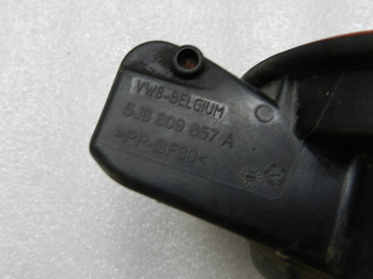 Skoda Fabia 5J oriģināls benzīna vāciņš dīzeļdegviela M2M2 F3H oranžs mandarīns metālika krāsā