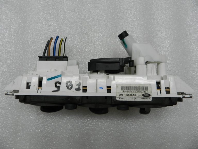 Ford Focus II klimata kontroles bloks 69607003 3m5t-19980-ad