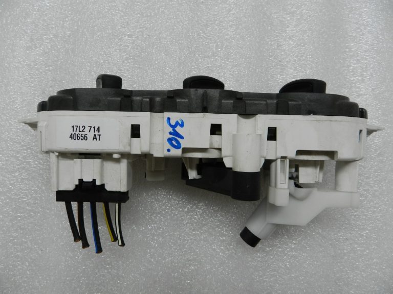 Ford Focus II klimata kontroles bloks 69607003 3m5t-19980-ad