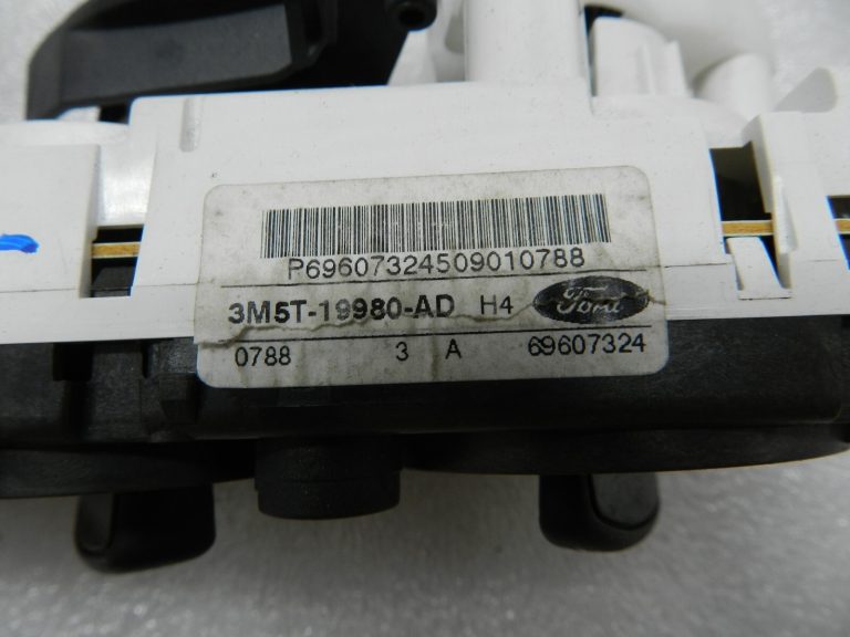 Ford Focus II klimata kontroles bloks 69607003 3m5t-19980-ad