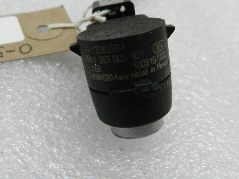 Opel Insignia oriģinālais stāvvietas palīglīdzeklis PDC 176 SWITCHBLADE/SOVEREIGN SILVER MET