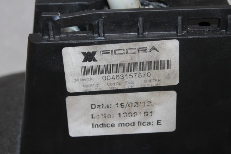 Alfa Romeo Giulietta 940 6 pakāpju manuālā pārnesumkārba pārnesumu svira 55249643, 55272574