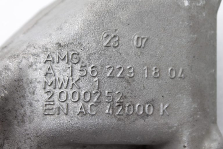 Oriģināls Mercedes Benz AMG M156 (156.984) Dzinēja stiprinājums pa labi A1562231804