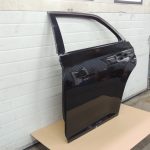 Lancia Thema II LX 3,0D Sedans Aizmugurējās kreisās durvis Krāsa PX8 Melna K68127963AF