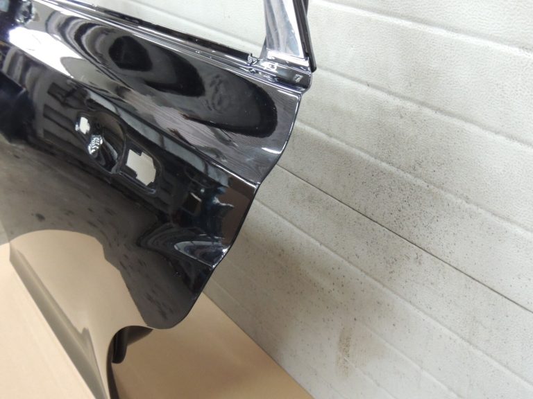 Lancia Thema II LX 3,0D Sedans Aizmugurējās kreisās durvis Krāsa PX8 Melna K68127963AF