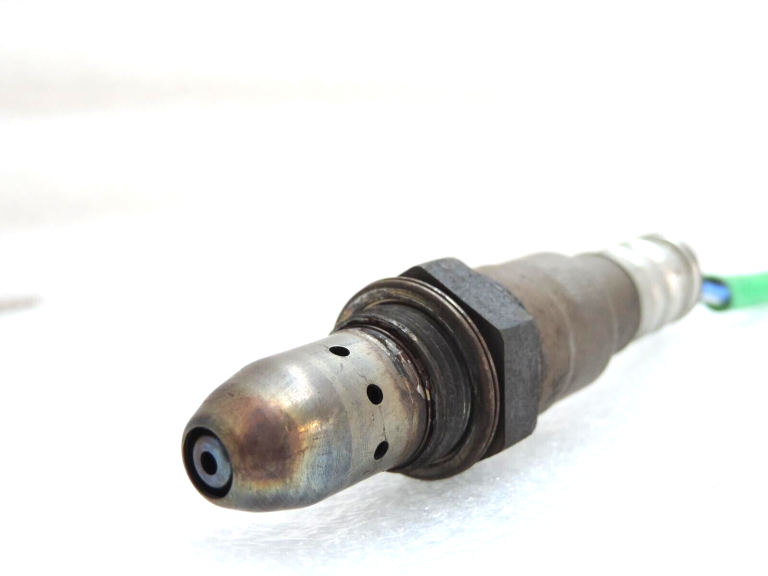 Oriģinālais lambda sensors 1.2 TCe 1.5DCi Renault Dacia Nissan 226932567R