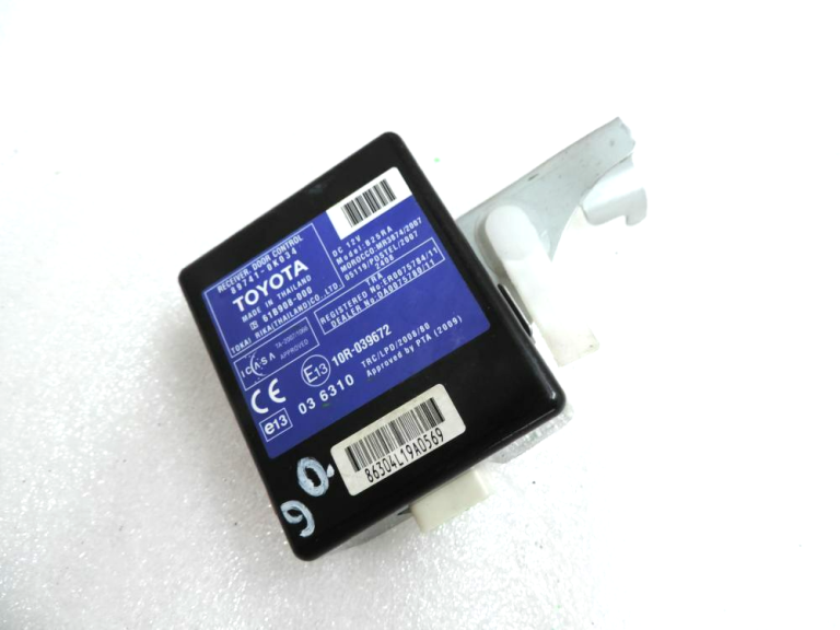 Toyota Hilux VII vadības bloks Tur Reciever durvju vadības bloks 89741-0K034
