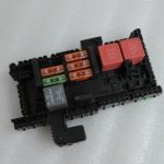 Mercedes W205 Drošinātāju bloks Vadības bloks Drošinātāju bloks A2059068501