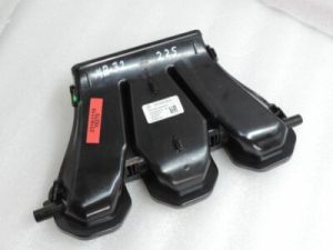 Mercedes W205 centrālās konsoles centrālā gaisa kanāla gaisa sprausla A2058309001
