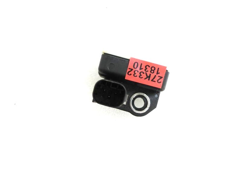 Mercedes W205 Aizmugurējais paātrinājuma sensors Paātrinājuma sensors A0009057600