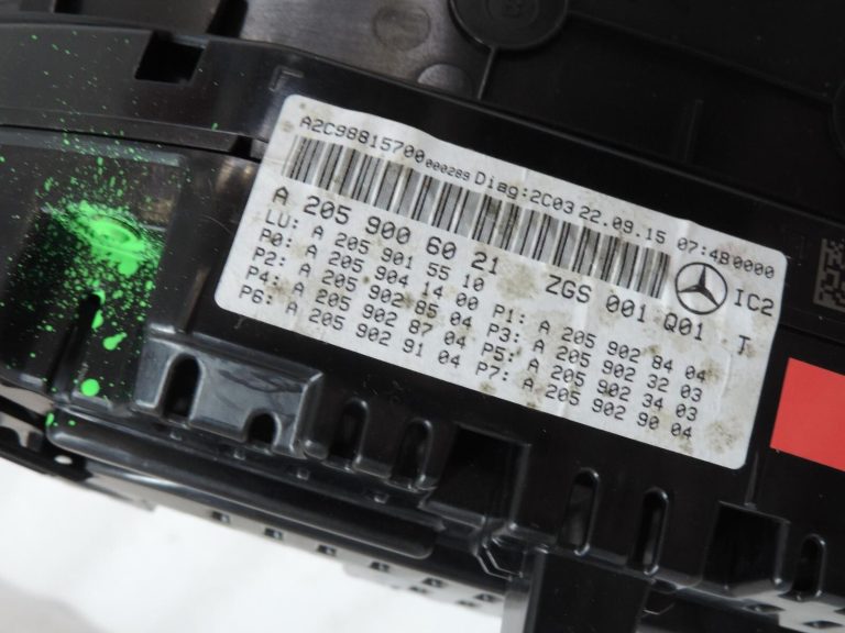 Mercedes W205 C63 AMG benzīna instrumentu klasteris spidometra instrumentu klasteris MPH