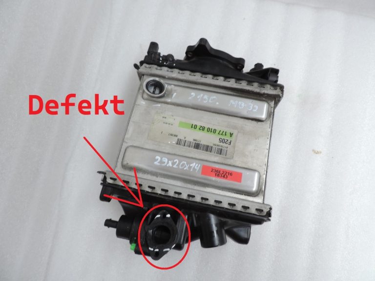 Mercedes W205 C63 AMG kreisais starpdzesētāja radiators A1770900514