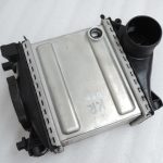 Mercedes W205 C63 AMG kreisais starpdzesētāja radiators A1770900514