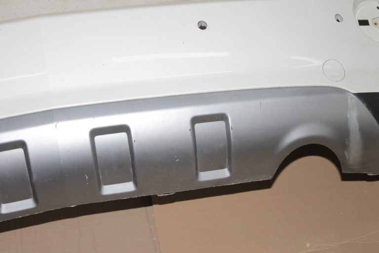 Opel Antara Facelift aizmugurējais bamperis GBQ crystal white 96858958, 4810746