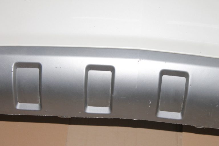 Opel Antara Facelift aizmugurējais bamperis GBQ crystal white 96858958, 4810746
