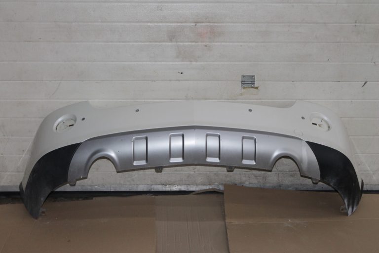 Opel Antara Facelift aizmugurējais bamperis GBQ crystal white 96858958, 4810746