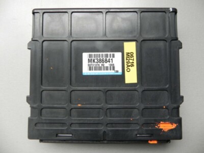 Mitsubishi Pajero motora vadības bloks MK386841 E6T01376 H2