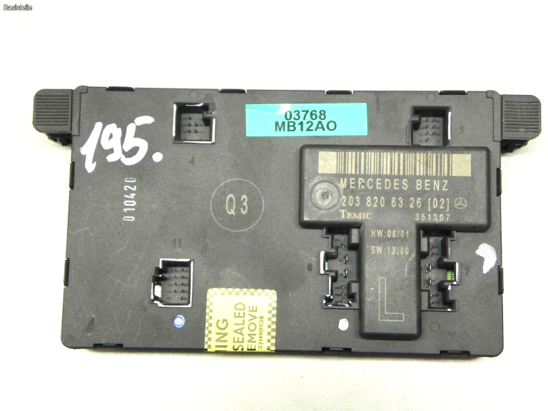 Mercedes W203 C-klases durvju vadības bloks Durvju vadības bloks priekšējais kreisais 2038201385