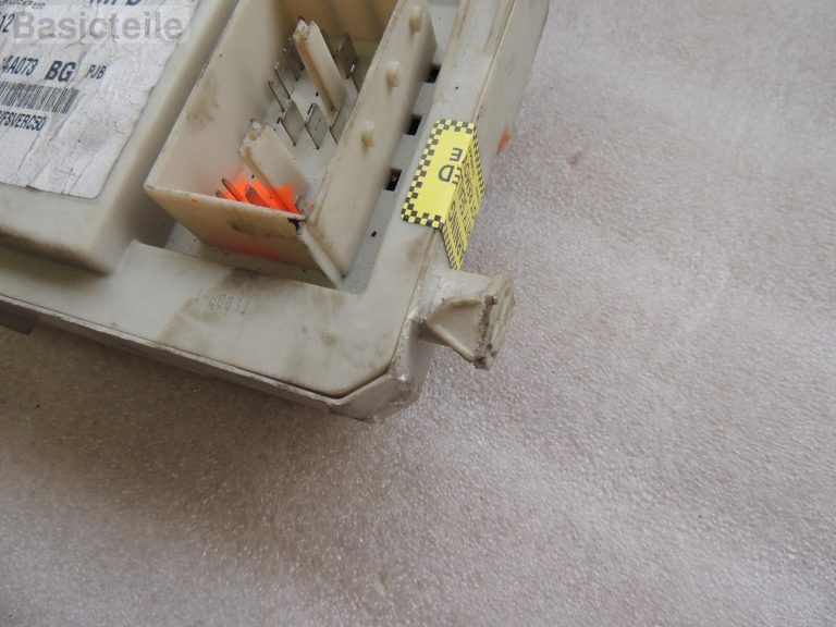 Ford FOCUS 2 DA Drošinātāju kārba 4M5T14A073BG 2027109 Dīzelis