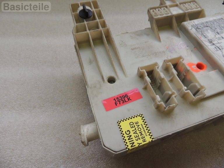 Ford FOCUS 2 DA Drošinātāju kārba 4M5T14A073BG 2027109 Dīzelis