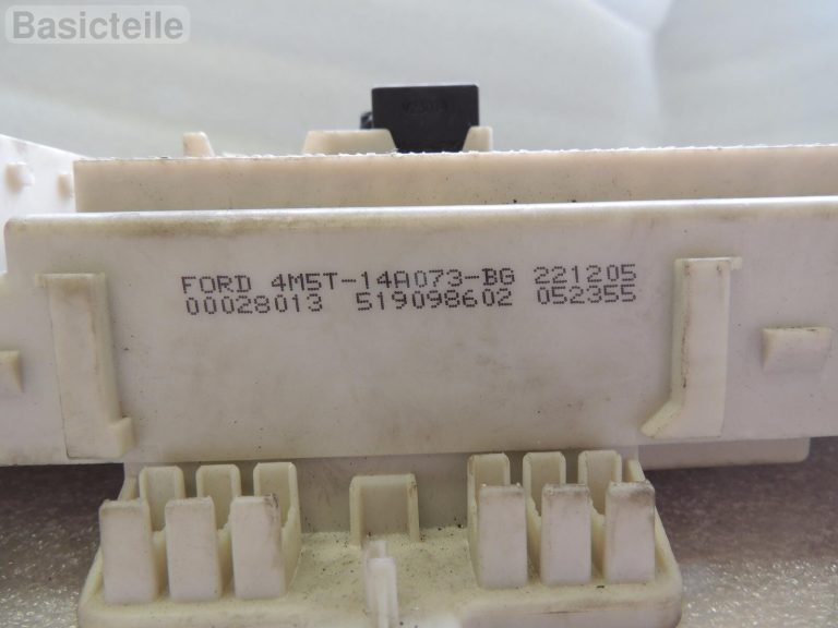 Ford FOCUS 2 DA Drošinātāju kārba 4M5T14A073BG 2027109 Dīzelis
