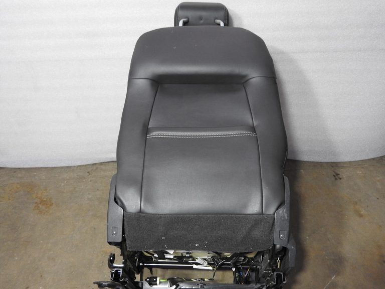 Ford Focus III hečbeks ādas ādas sēdekļi no britu automašīnas 🚨 RHD