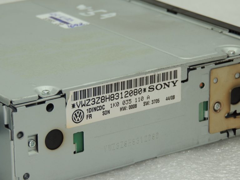 Oriģinālais VW Tiguan 5N CD mainītājs 6 disku CD mainītājs 1T0057110B