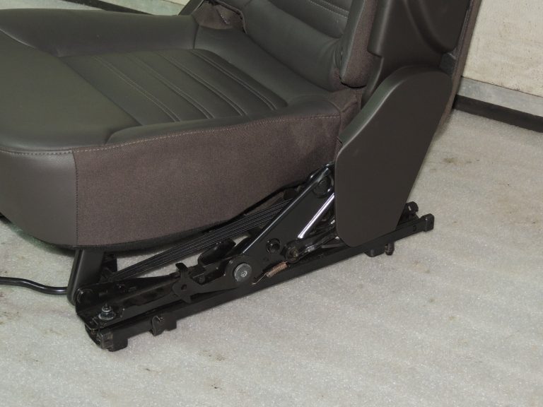 OEM Renault Espace V JFC aizmugurējais sēdeklis labajā otrajā rindā HARM02