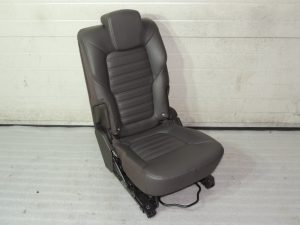OEM Renault Espace V JFC aizmugurējais sēdeklis kreisajā otrajā rindā HARM02 Leder / Leather