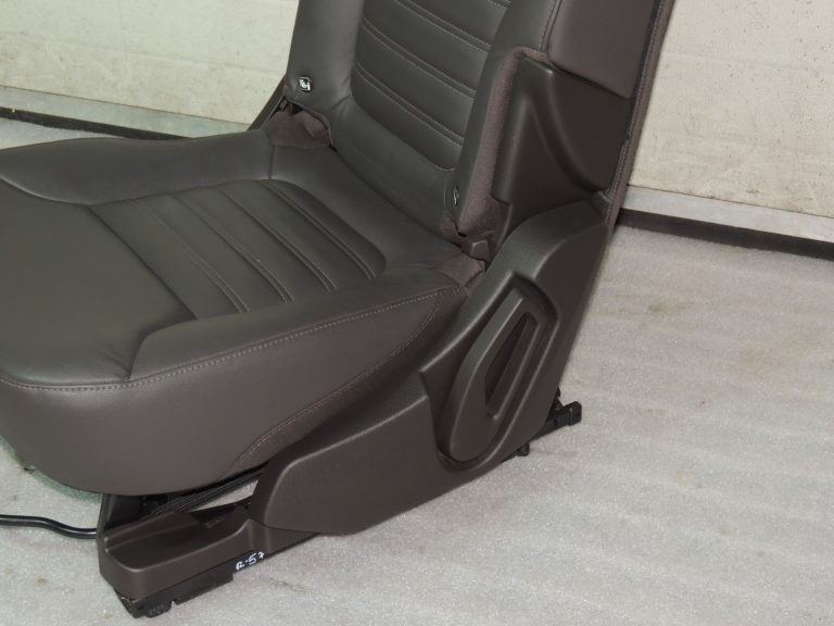 OEM Renault Espace V JFC aizmugurējais sēdeklis kreisajā otrajā rindā HARM02 Leder / Leather