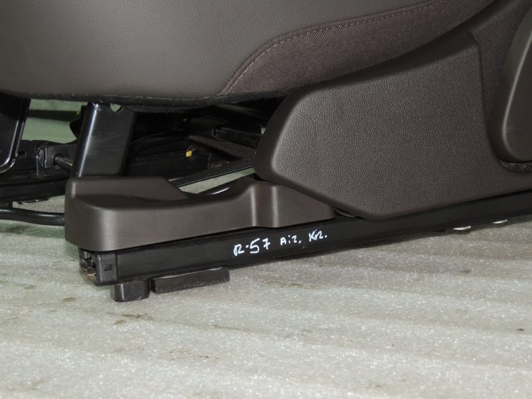 OEM Renault Espace V JFC aizmugurējais sēdeklis kreisajā otrajā rindā HARM02 Leder / Leather