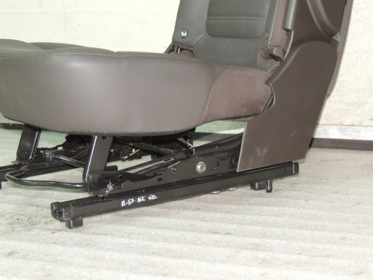 OEM Renault Espace V JFC Aizmugurējo sēdekļu centrālā otrā rinda HARM02 Leder / Leather