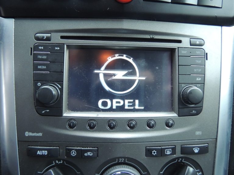 Opel Antara navigācijas sistēma Radio CD atskaņotājs Bluetooth SD 95432426 95482960