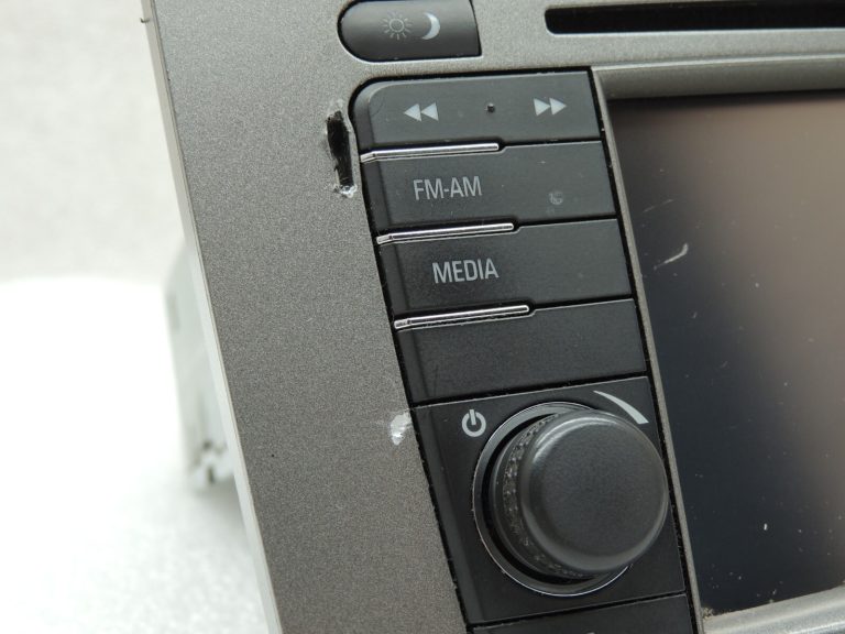 Opel Antara navigācijas sistēma Radio CD atskaņotājs Bluetooth SD 95432426 95482960