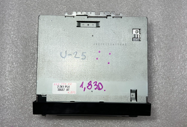 Kia Sorento Sedona Sportage JVC Stereo Radio CD atskaņotājs AUX-IN KW-S601 2003-2009
