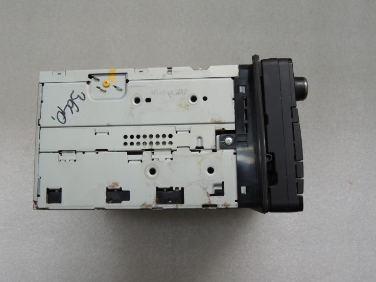 Mitsubishi Outlander III Radio Navigatio AUTO NAVI CD 8750A482 8750A526 DEFECTIVE