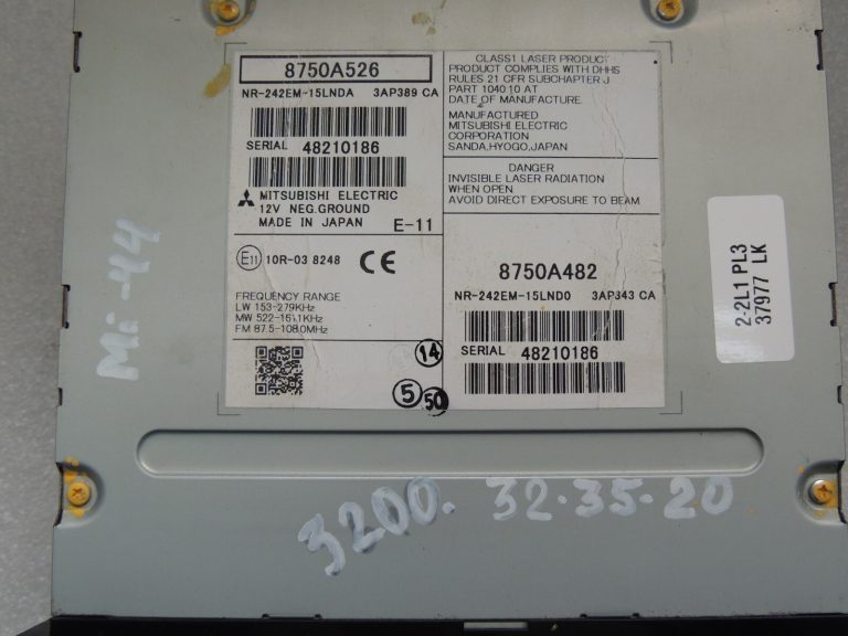 Mitsubishi Outlander III Radio Navigatio AUTO NAVI CD 8750A482 8750A526 DEFECTIVE