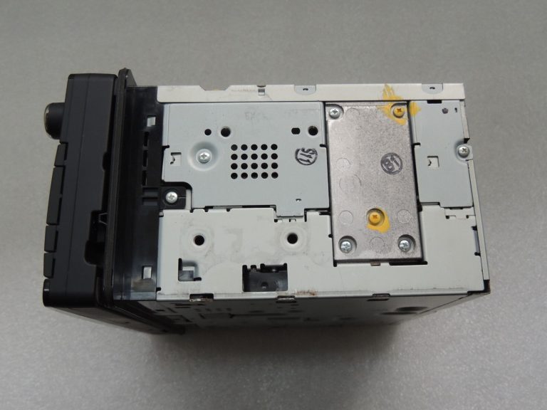 Mitsubishi Outlander III Radio Navigatio AUTO NAVI CD 8750A482 8750A526 DEFECTIVE