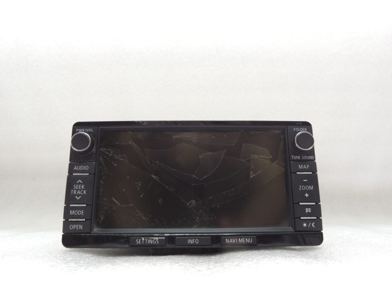 Mitsubishi Outlander III Radio Navigatio AUTO NAVI CD 8750A482 8750A526 DEFECTIVE