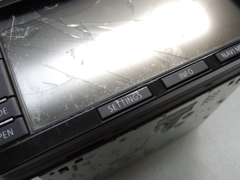 Mitsubishi Outlander III Radio Navigatio AUTO NAVI CD 8750A482 8750A526 DEFECTIVE