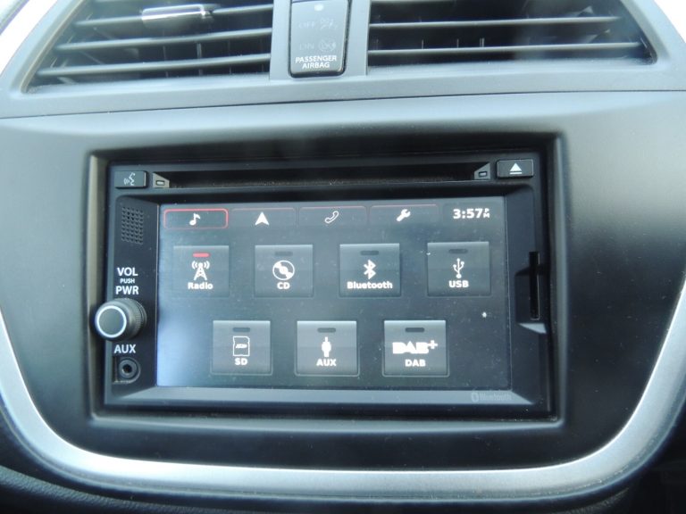 Oriģināls Suzuki SX4 II Radio navigācija AUX CD SD Bluetooth 39920-61MR0-ZCA