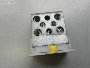 Oriģinālais Opel Astra G H Zafira A ventilatora rezistors 90560362 6845782 93180051