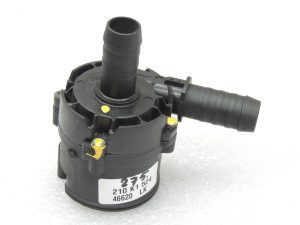 Ford Focus IV 2.0 Diesel C20DD0J Ūdens sūknis Palīgs ūdens sūknis JX61-8B552-AA