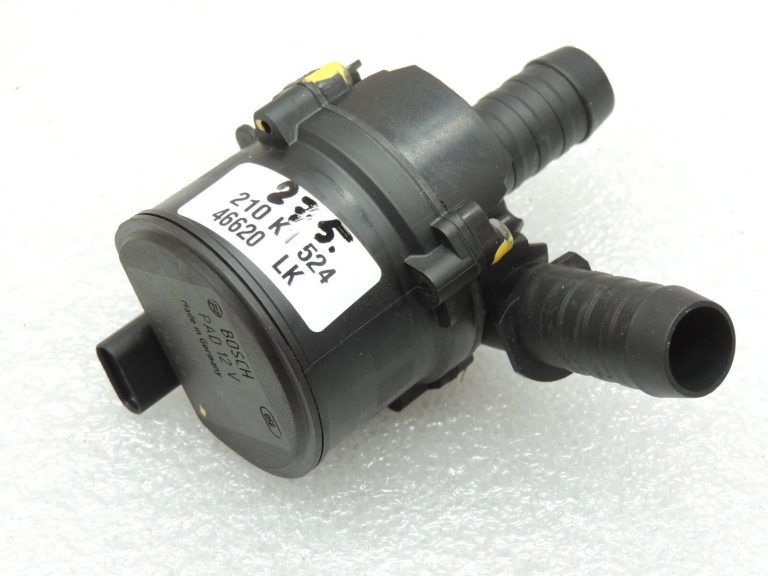 Ford Focus IV 2.0 Diesel C20DD0J Ūdens sūknis Palīgs ūdens sūknis JX61-8B552-AA