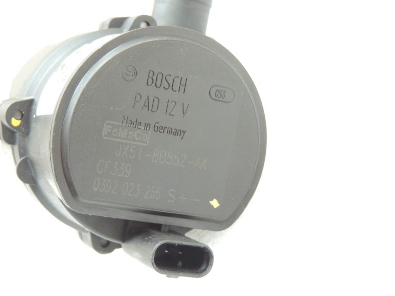 Ford Focus IV 2.0 Diesel C20DD0J Ūdens sūknis Palīgs ūdens sūknis JX61-8B552-AA