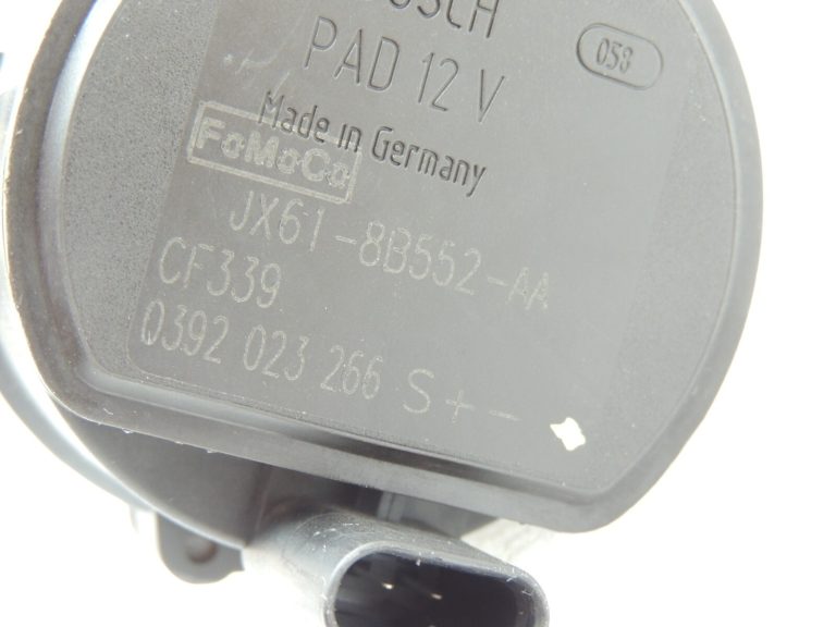 Ford Focus IV 2.0 Diesel C20DD0J Ūdens sūknis Palīgs ūdens sūknis JX61-8B552-AA